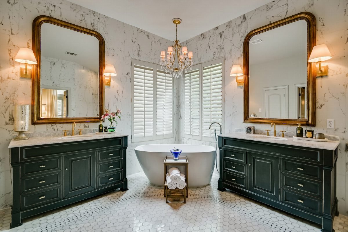 Forest Green and Gilded Marble
