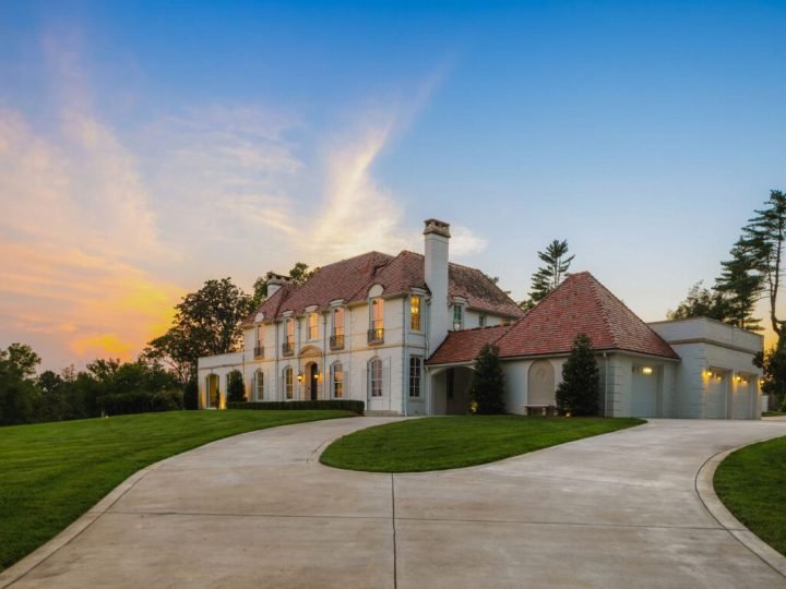9 Over $2M Homes for Sale in Nashville Right Now