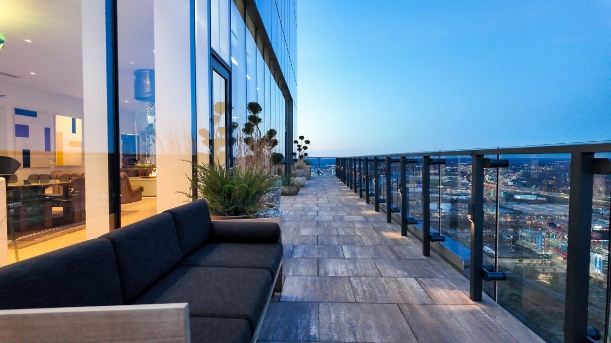 Weathered Teak Skyline Terrace