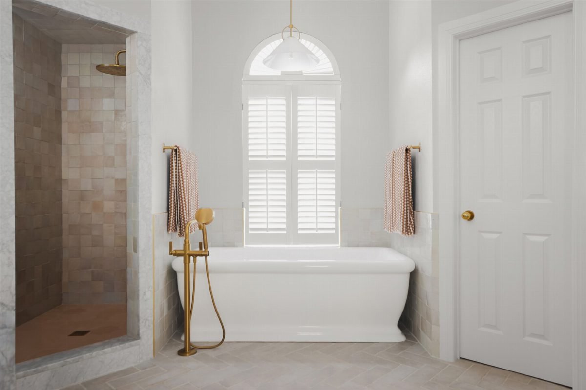 Arched Shuttered Bath Retreat