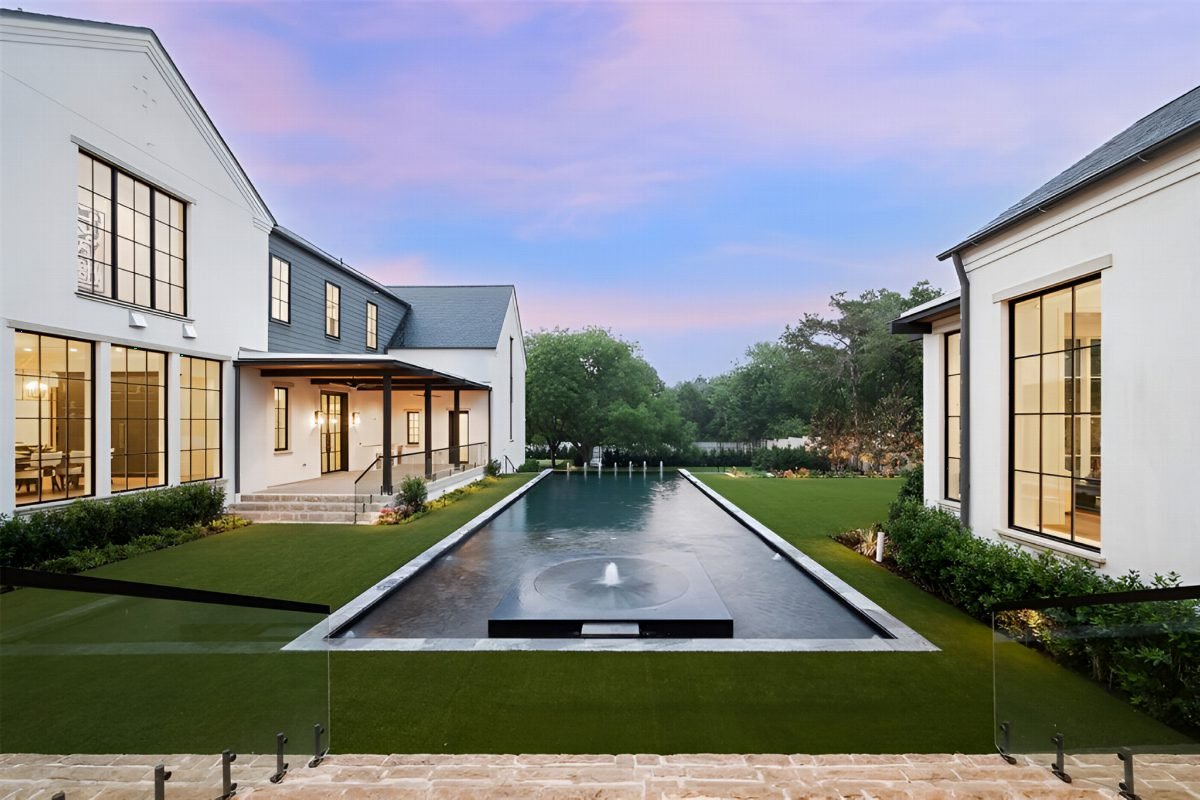 Sky-Reflecting Pool and White Walls