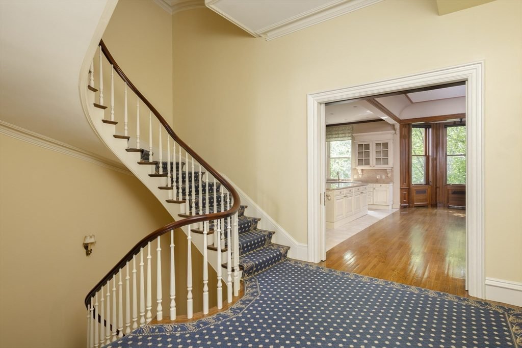 Spiral Staircase in Warm Cream
