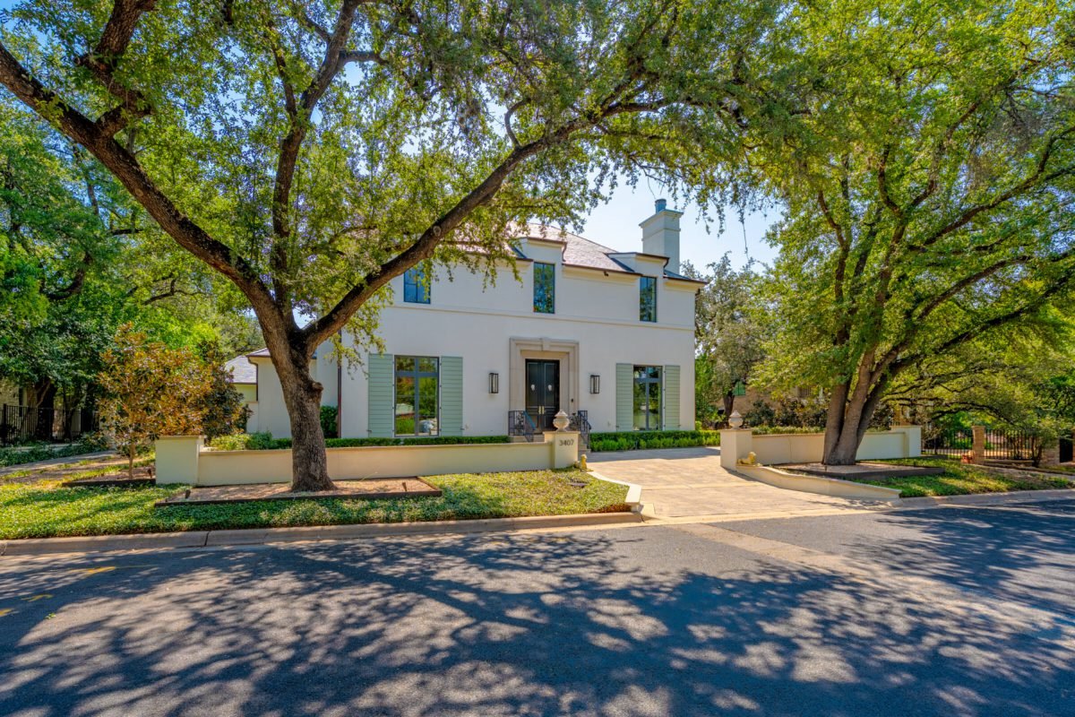 9 Homes for Sale in Tarrytown Austin Buyers Are Watching