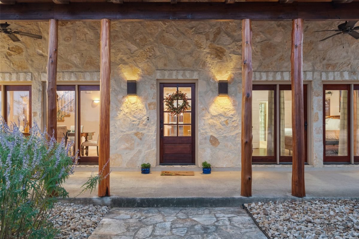 5 Timeless Stone and Wood Curb Appeal Ideas for 2026
