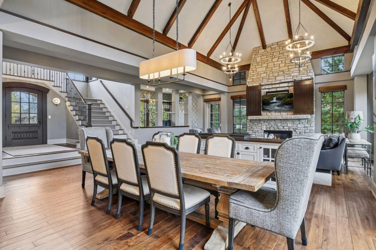 10 Vaulted Dining Room Designs That Make Big Impressions