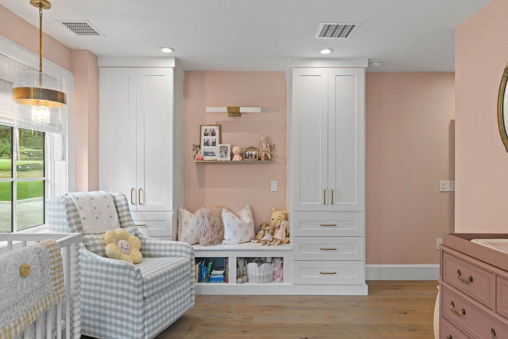 9 Homes for Sale With Built-in Shelving You Will Love
