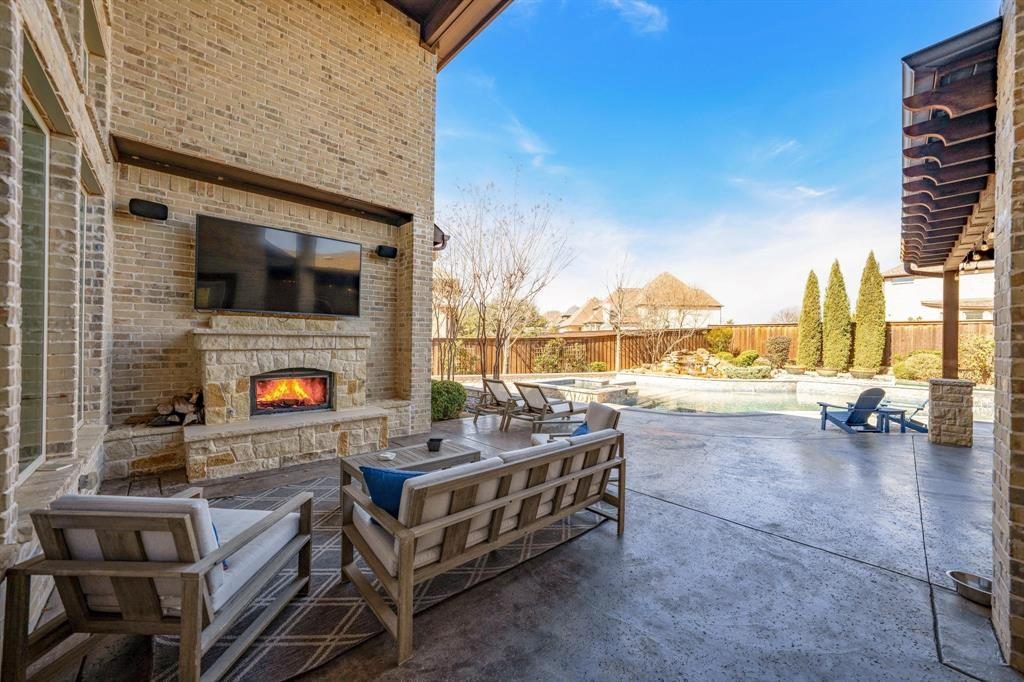 Textured Stone Fire Lounge