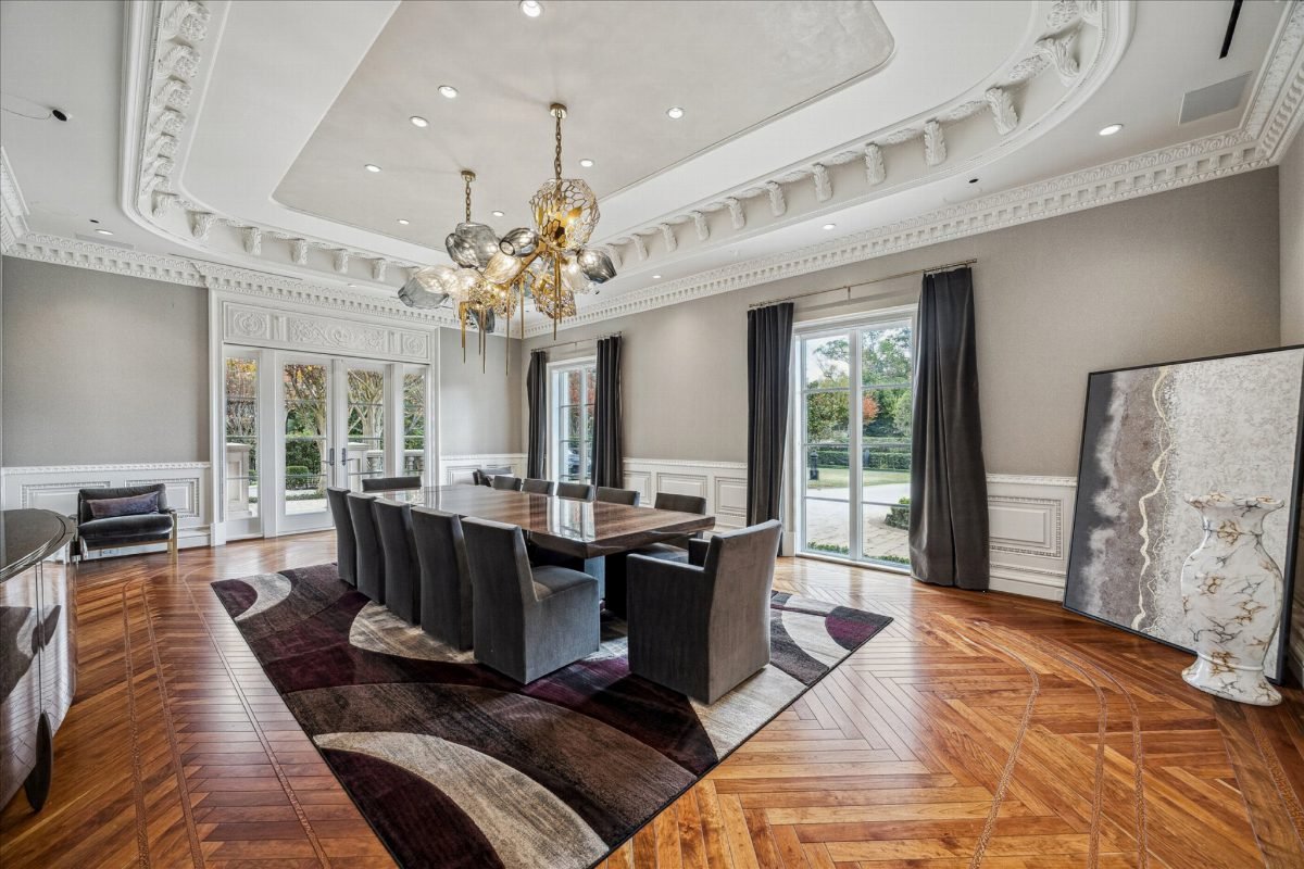 Crystal Glass Chandelier Statement