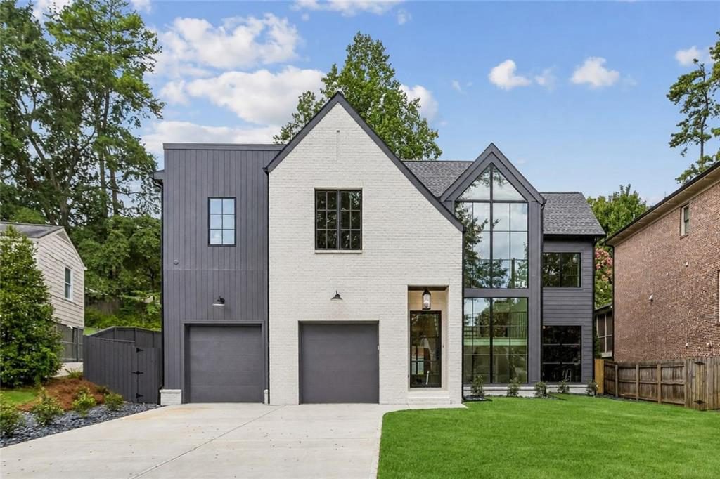 Modern Gable with Charcoal Contrast