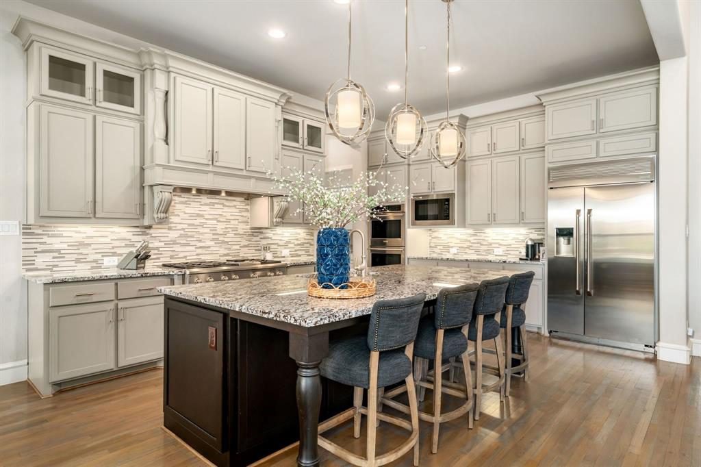 Silver Granite with Soft Gray