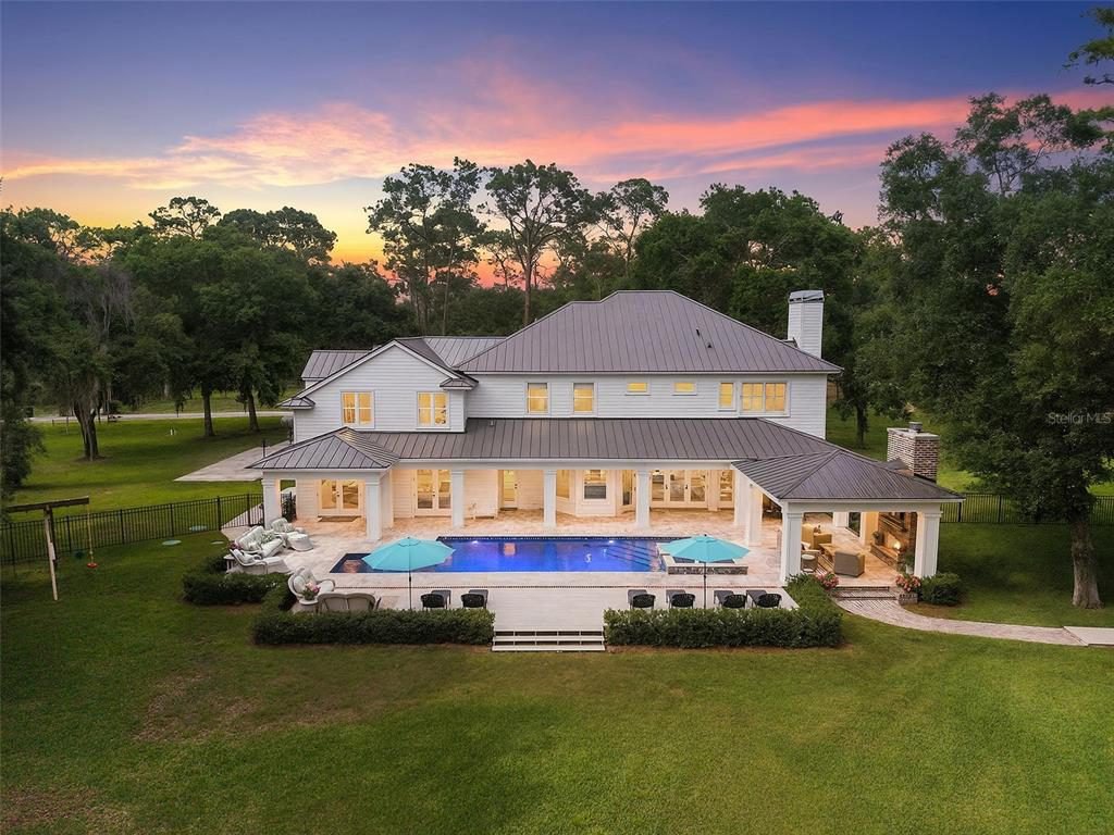 Twilight Retreat with Pool Glow