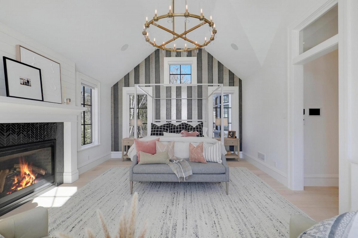 Cottage Charm with Striped Vaulting