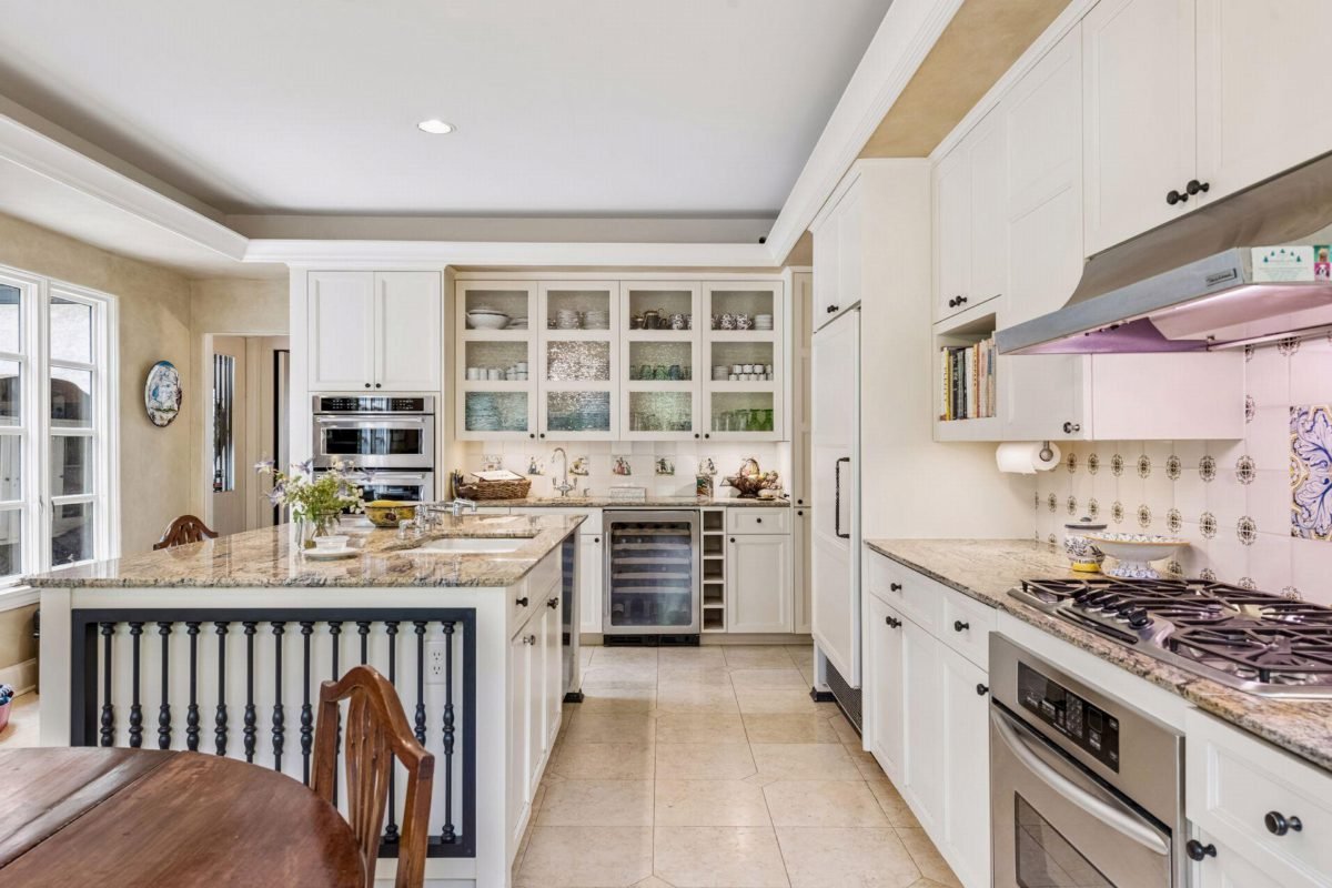 Classic White with Granite Warmth