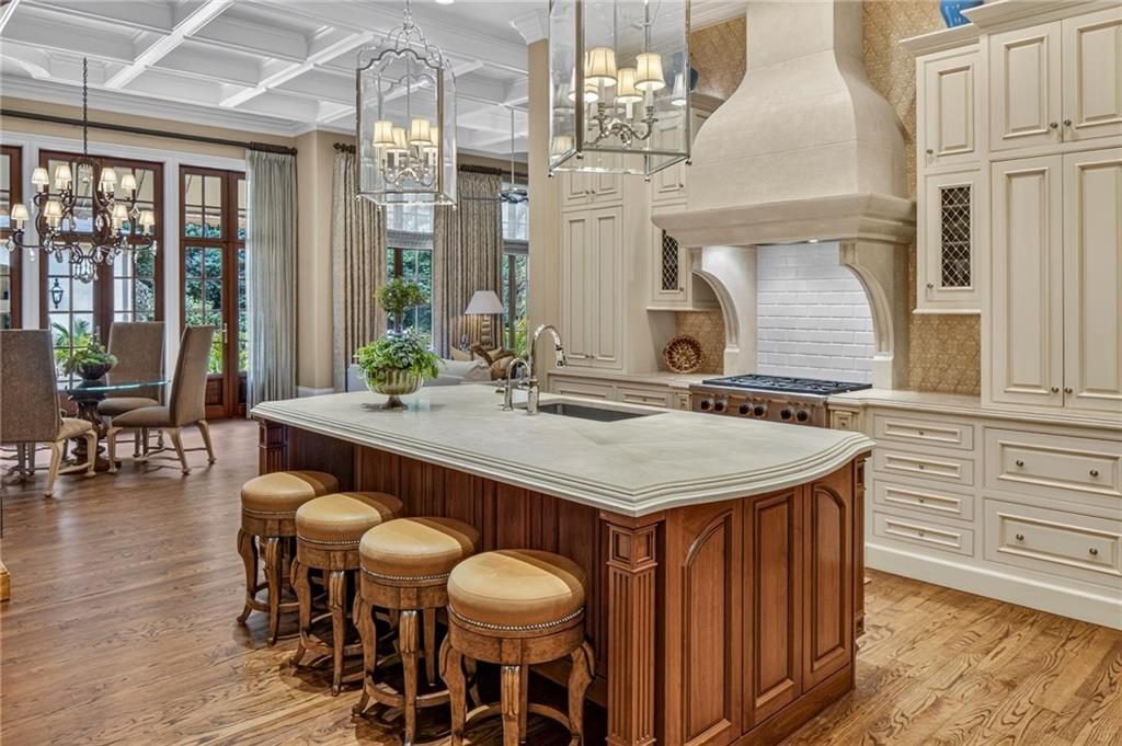 4 Stunning Marble Island Kitchen Ideas That Bring Personality to Your Space