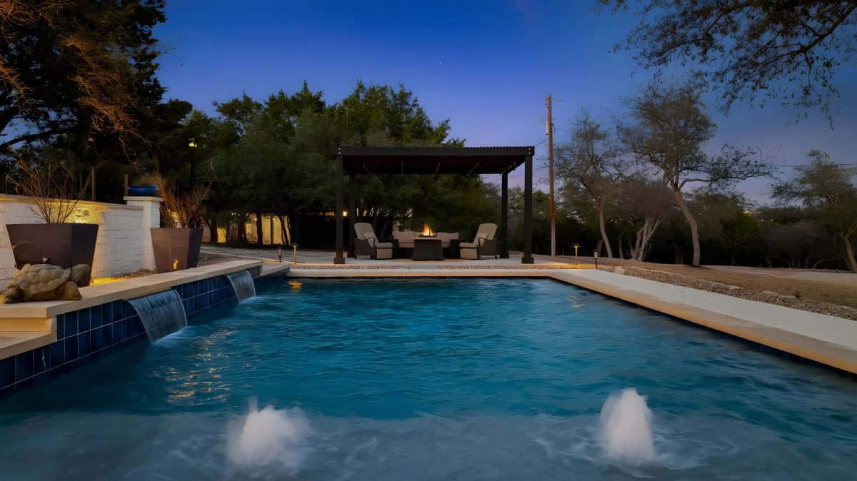 Midnight Poolside Charcoal Pergola