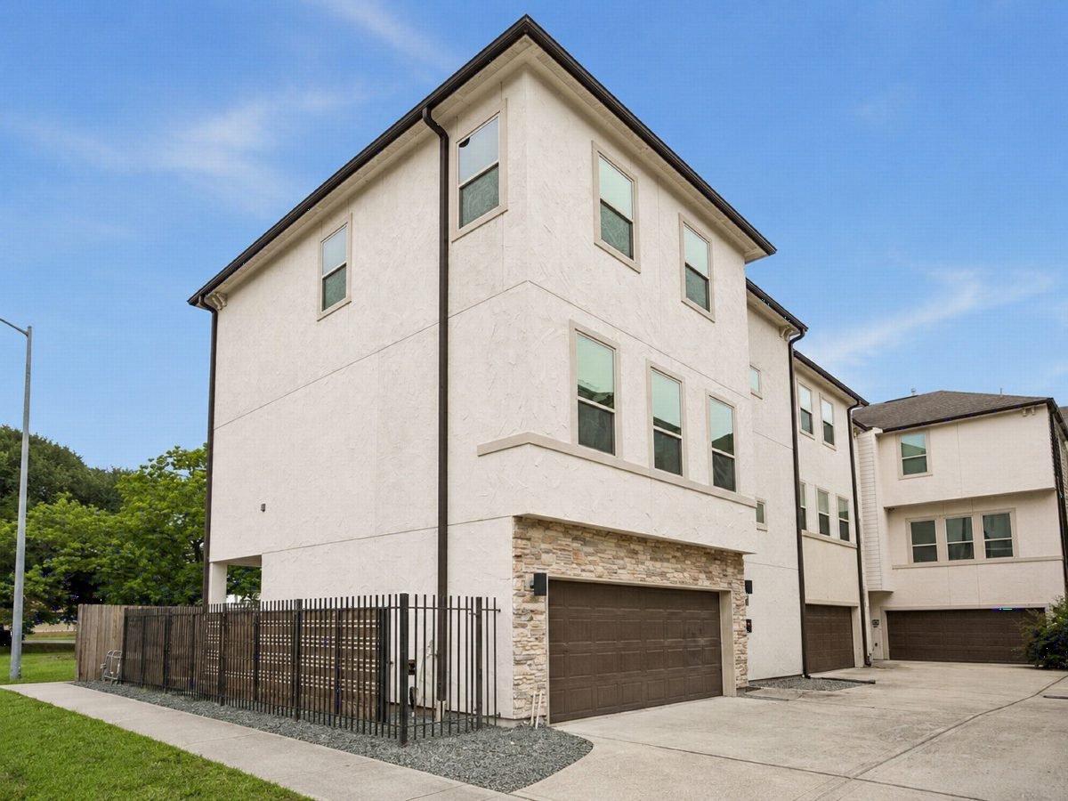 Stucco Warmth with Stone Accents