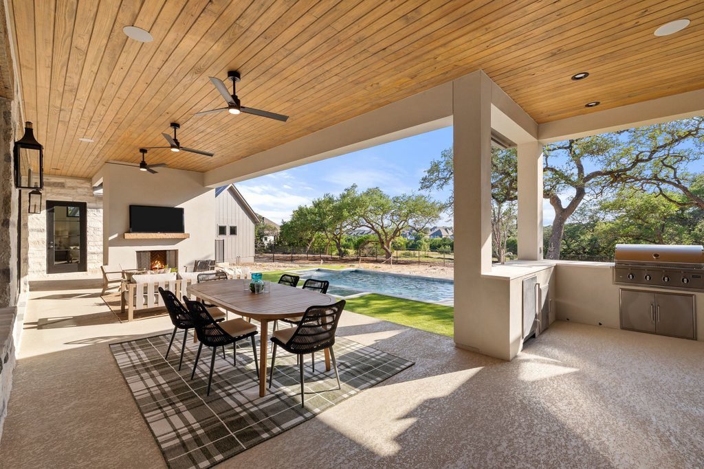 Warm Timber Covered Retreat