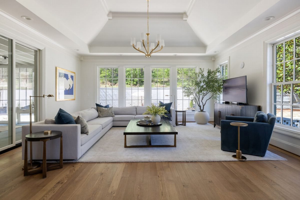 Crisp White Living Room Calm