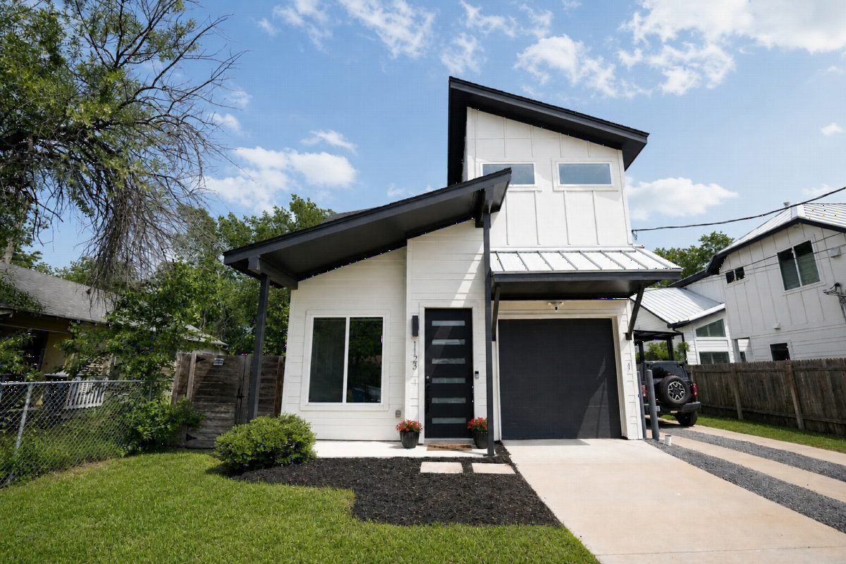 Sharp White Modern Farmhouse