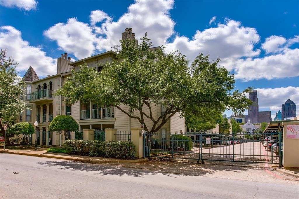 9 Hidden Gem Dallas Homes Priced Below Neighborhood Averages