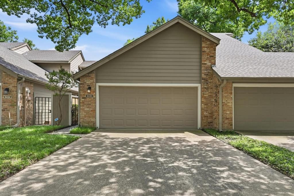 Slate and Stone Suburban Comfort