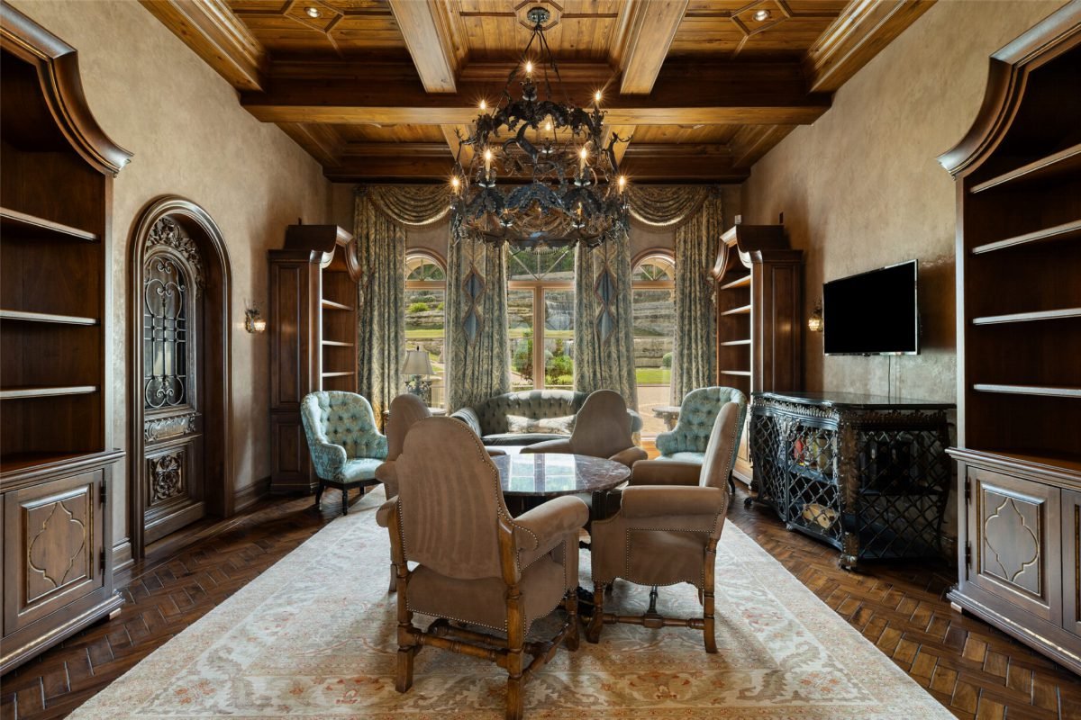 Wood Beams and Woven Warmth