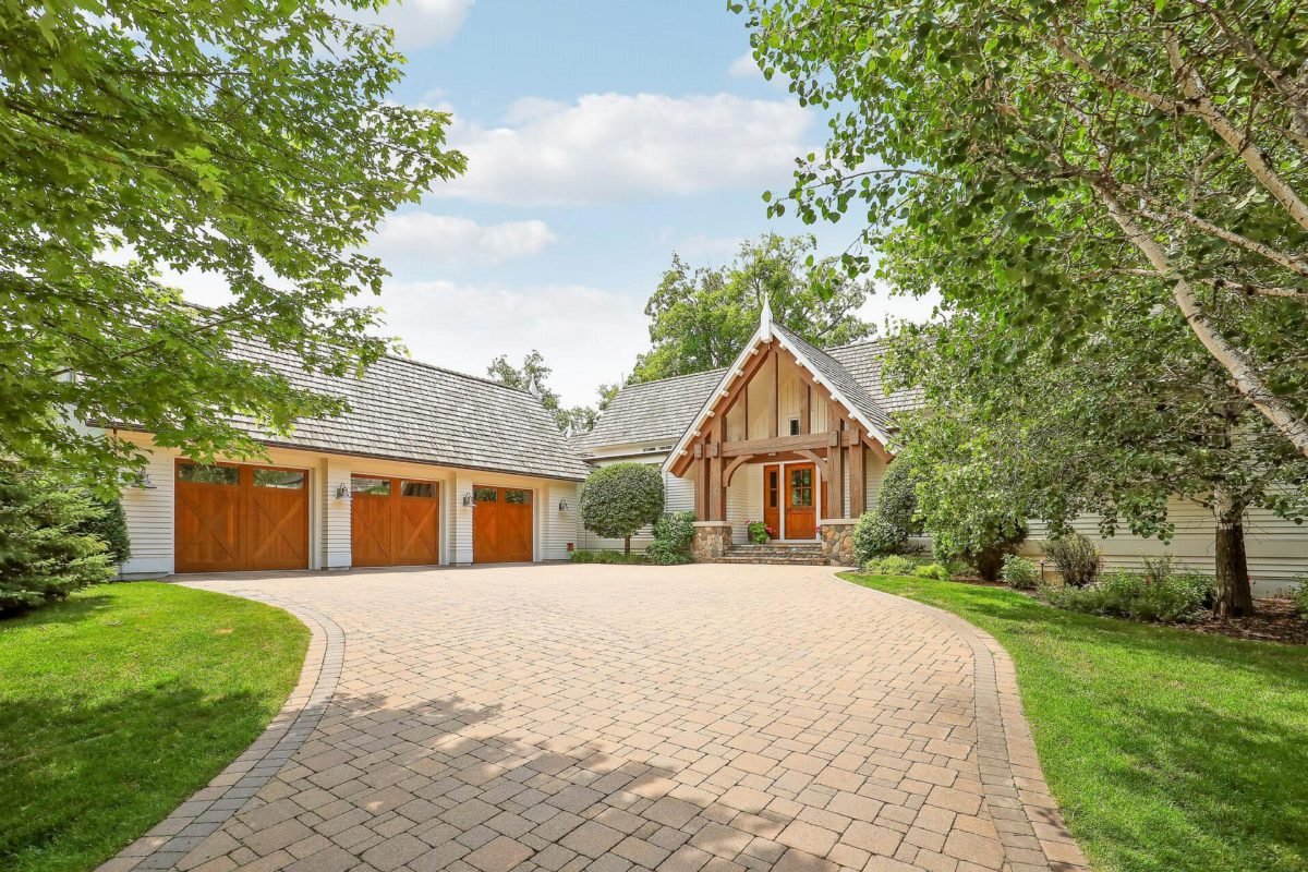 Timber Frame Cottage Entry