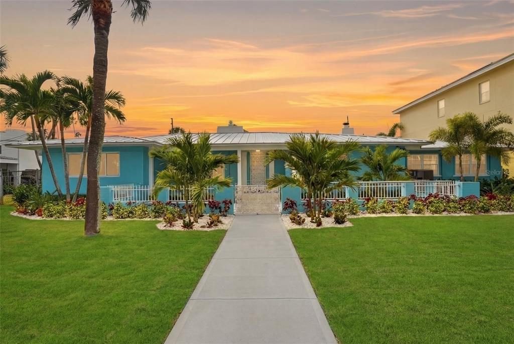 Turquoise Walls and Sunset Glow