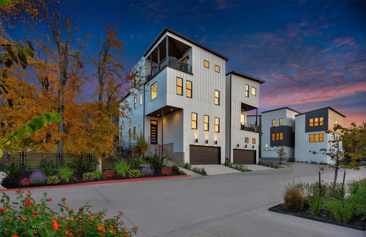 7 Homes for Sale in Parker Lane Austin Buyers Are Watching