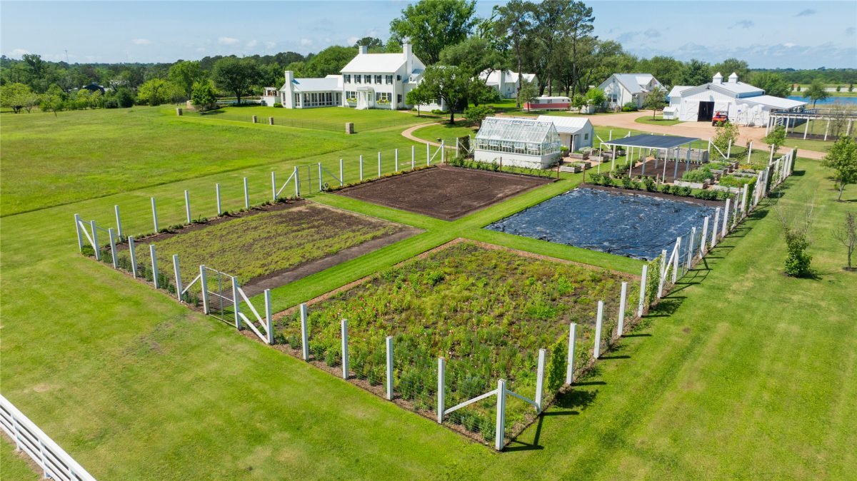 Manicured Pasture with Garden Plots