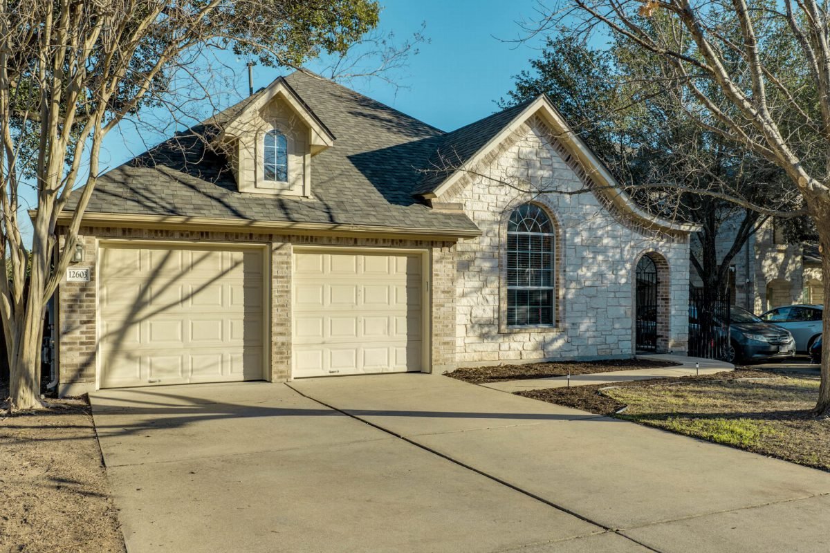 Cottage Stone and Arched Grace